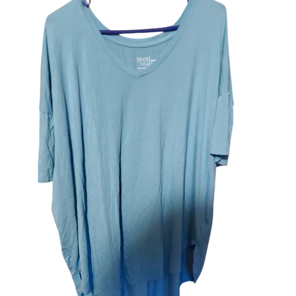 Time & Tru blue v-neck XXL 22